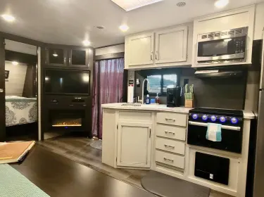 2022 Jayco Jay Flight Travel trailer rental in San Antonio, TX