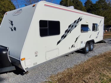 2006 R-Vision R-Wagon 291rw Toy hauler rental in Marion, IL