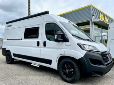 2022 Challenger V114 Max Class B rental in L'Etrat, Auvergne-Rhône-Alpes