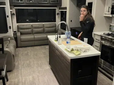 2022 Jayco North Point Fifth-wheel rental in Sherman, TX