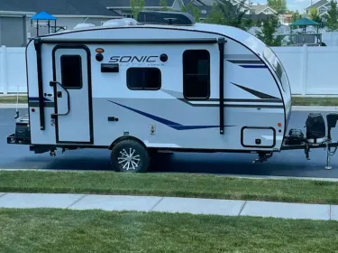 2021 Sonic Lite Travel trailer rental in Syracuse, UT