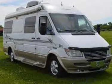 2005 Leisure Travel Vans Leisure Travel Vans Class B Class B rental in Missoula, MT