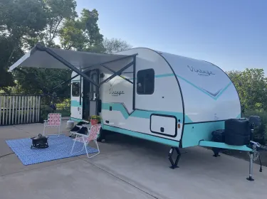 2021 Gulf Stream Vintage Cruiser Travel trailer rental in Valley Center, CA