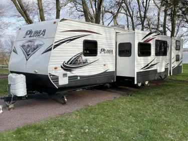 2014 Other Other Travel trailer rental in Yankton, SD