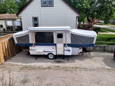 2010 Coleman Cheyenne Folding trailer rental in Sarnia, ON