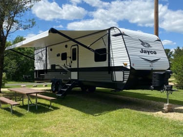 2022 Jayco Jay Flight Travel trailer rental in North freedom, WI