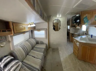 2004 Wildcat Wildcat Trailer Travel trailer rental in Fort Morgan, CO
