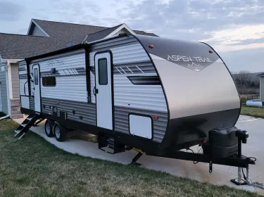 2022 Dutchmen Other Travel trailer rental in Glenwood, IA