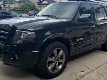 2008 Ford Ford Expedition Camper van rental in CALGARY, AB
