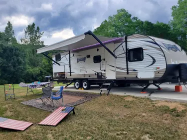 2017 Forest River Wildwood X-Lite Travel trailer rental in Newark, OH