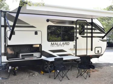 2022 Heartland RVs Mallard Travel trailer rental in New Braunfels, TX