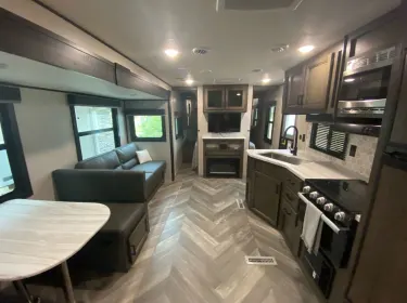 2022 Highland Ridge Olympia Travel trailer rental in Cottonwood, CA