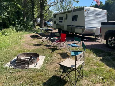 2006 Dutchmen Lite Travel trailer rental in Spirit Lake, IA