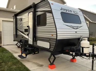 2021 Jayco Jay Flight SLX Baja Edition Travel trailer rental in Lee's Summit, MO
