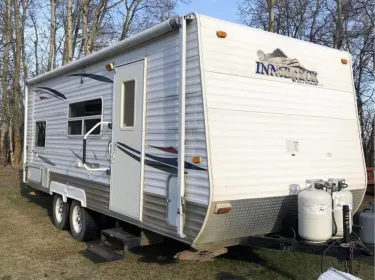 2008 Gulf Stream Innsbruck Travel trailer rental in Markerville, AB