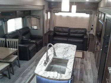 2019 Keystone Hideout Fifth-wheel rental in Marion, TX