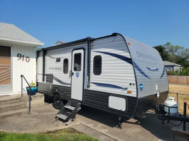 2021 Keystone RV Springdale Travel trailer rental in Medford, OR