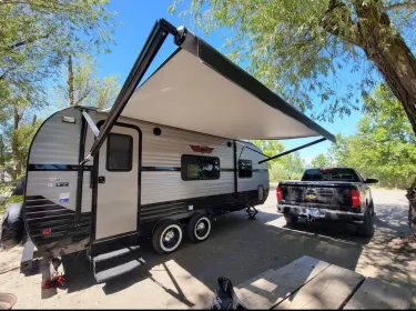2019 Riverside RV Retro Travel trailer rental in Yakima, WA