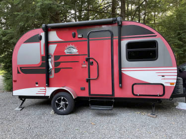 2017 Winnebago Winnie Drop 170k Travel trailer rental in Peterborough, NH