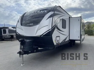 2021 Heartland North Trail Travel trailer rental in Farmington, MN