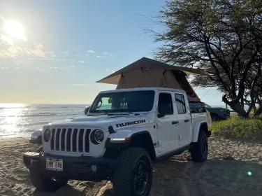 2022 Jeep Gladiator Rubicon Truck Camper rental in Kahului, HI