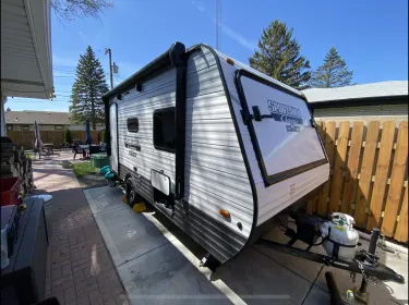 2021 KZ Sportsmen Classic 160RBT Travel trailer rental in Rockford, IL