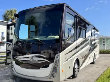 2017 Breeze Breeze Motorhome Class A rental in Oxford, FL