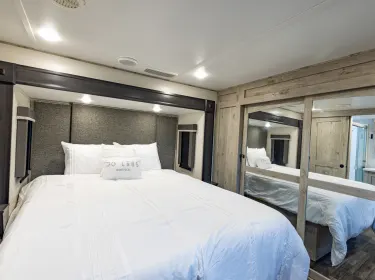 2021 Keystone RV Avalanche Fifth-wheel rental in Georgetown, TX