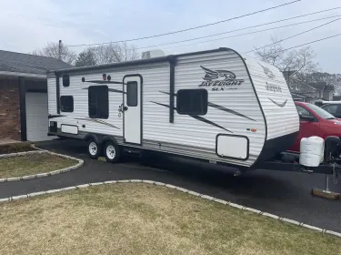 2017 Jayco Jay Flight SLX Travel trailer rental in Sayville, NY