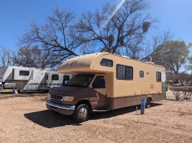1998 Gulf Stream Conquest Class C rental in St David, AZ