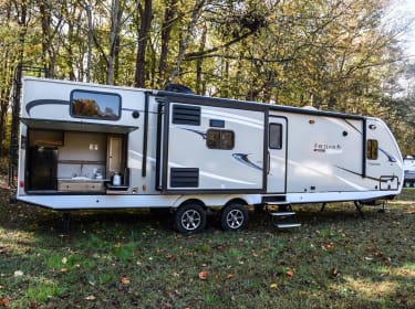 2018 Coachmen Freedom Express Travel trailer rental in Georgetown, DE