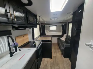 2021 Forest River Cherokee Grey Wolf Travel trailer rental in DeLand, FL