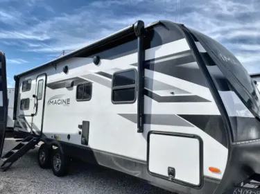 2022 Grand Design Imagine Travel trailer rental in Loveland, CO