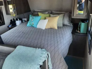 2021 Jayco Jay Flight SLX Travel trailer rental in Green Bay, WI