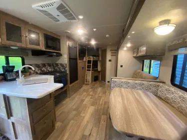 2019 Palomino Puma Travel trailer rental in Minerva, OH
