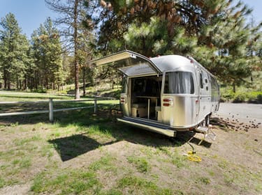 2023 Airstream Flying Cloud Travel trailer rental in Chelan, WA