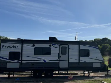 2021 Heartland RVs Prowler Travel trailer rental in Killeen, TX