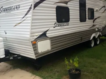 2011 Keystone RV Summerland Travel trailer rental in Lufkin, TX
