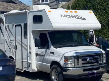 2016 Thor Majestic Class C rental in Vancouver, BC