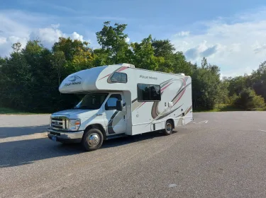 2020 Thor Four Winds Class C rental in Kitchener, ON