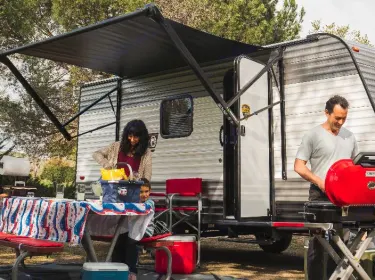 2020 Dutchmen Coleman Lantern LT Travel trailer rental in Pueblo West, CO