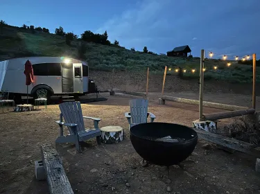 2023 Airstream Basecamp 20X Travel trailer rental in Huntsville, UT