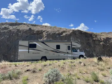2017 Winnebago Minnie Winnie Class C rental in Redmond, OR
