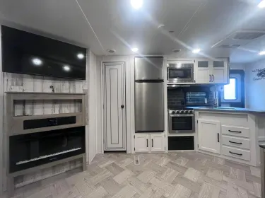 2021 Forest River Palomino Puma Travel trailer rental in High Springs, FL