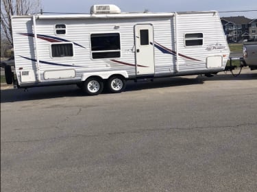 2007 Jayco Jay Flight Travel trailer rental in Prescott, ON