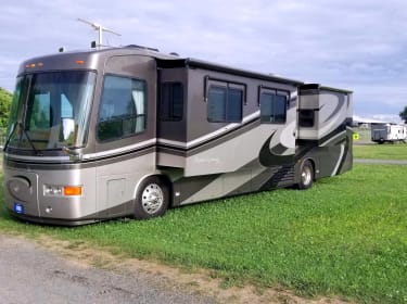 2007 Travel Supreme M-41MBH-4 Class A rental in Menomonie, WI