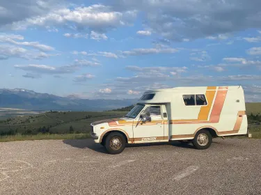 1977 Toyota Chinook Courier Camper van rental in Belgrade, MT