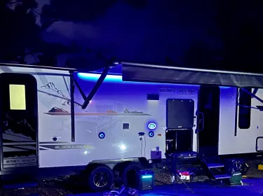 2021 Forest River Cherokee Grey Wolf Black Label Travel trailer rental in Mount Prospect, IL
