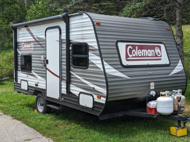 2017 Dutchmen Coleman Lantern LT Travel trailer rental in WHITEFIELD, NH