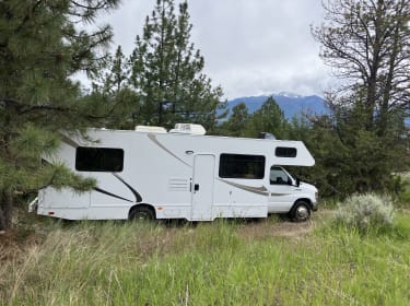 2018 Majestic Ford Class C rental in Stevensville, MT